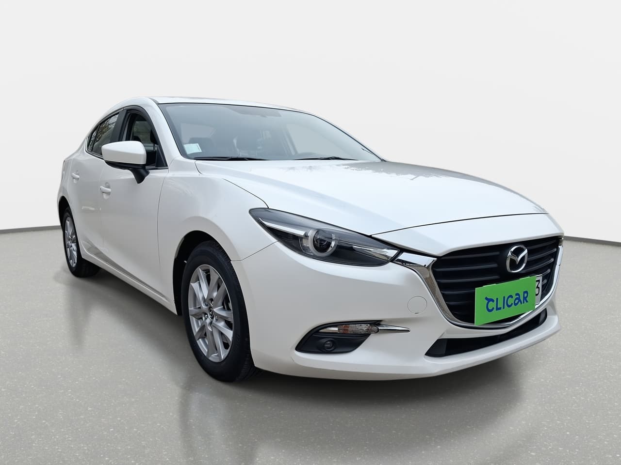 Automovil Mazda 3