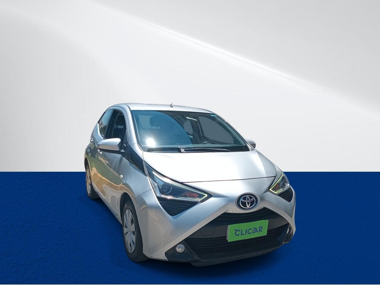 Automovil Toyota Aygo