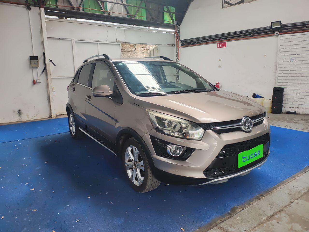 Station Wagon Baic X25