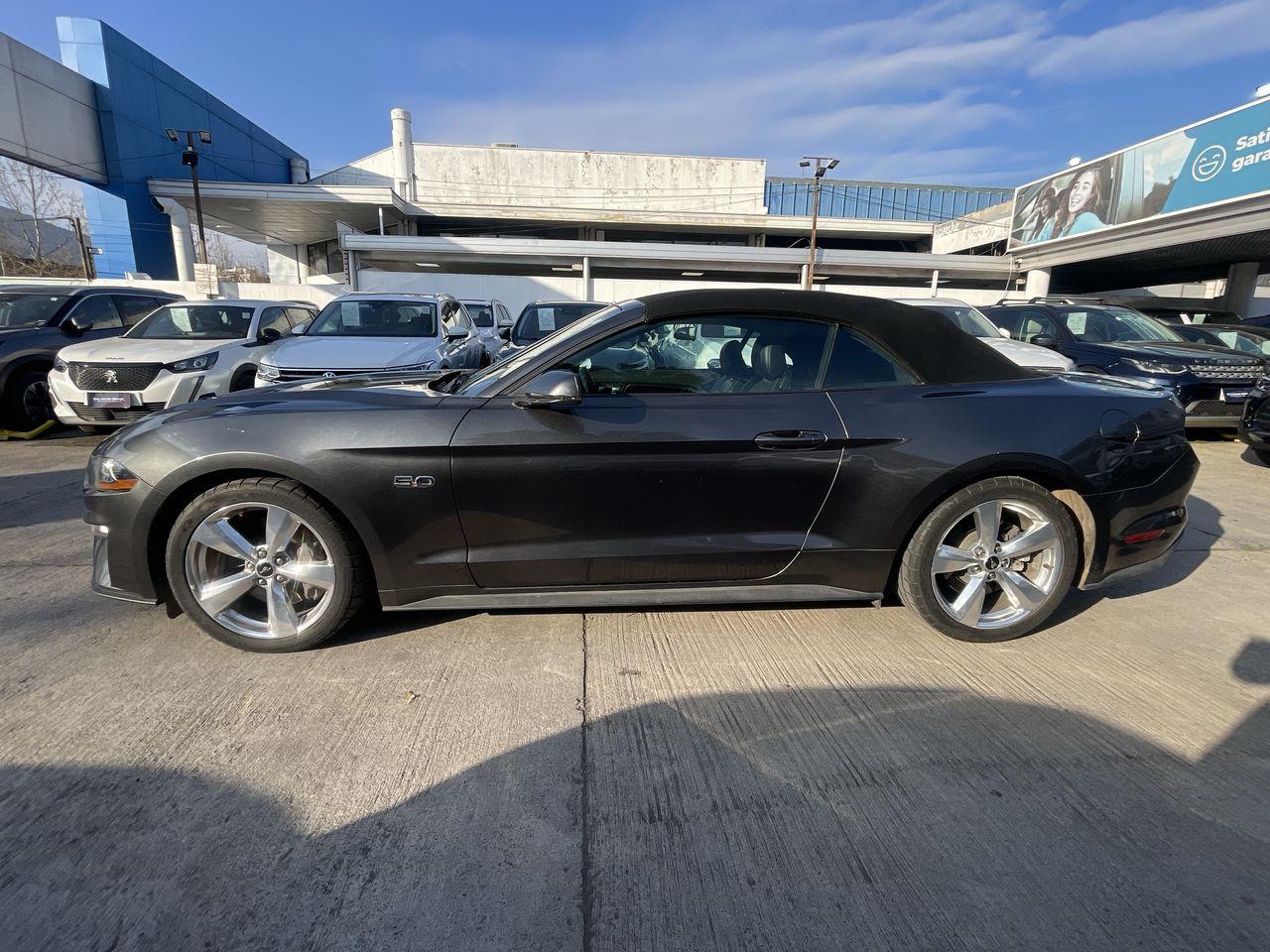 Automovil Ford Mustang