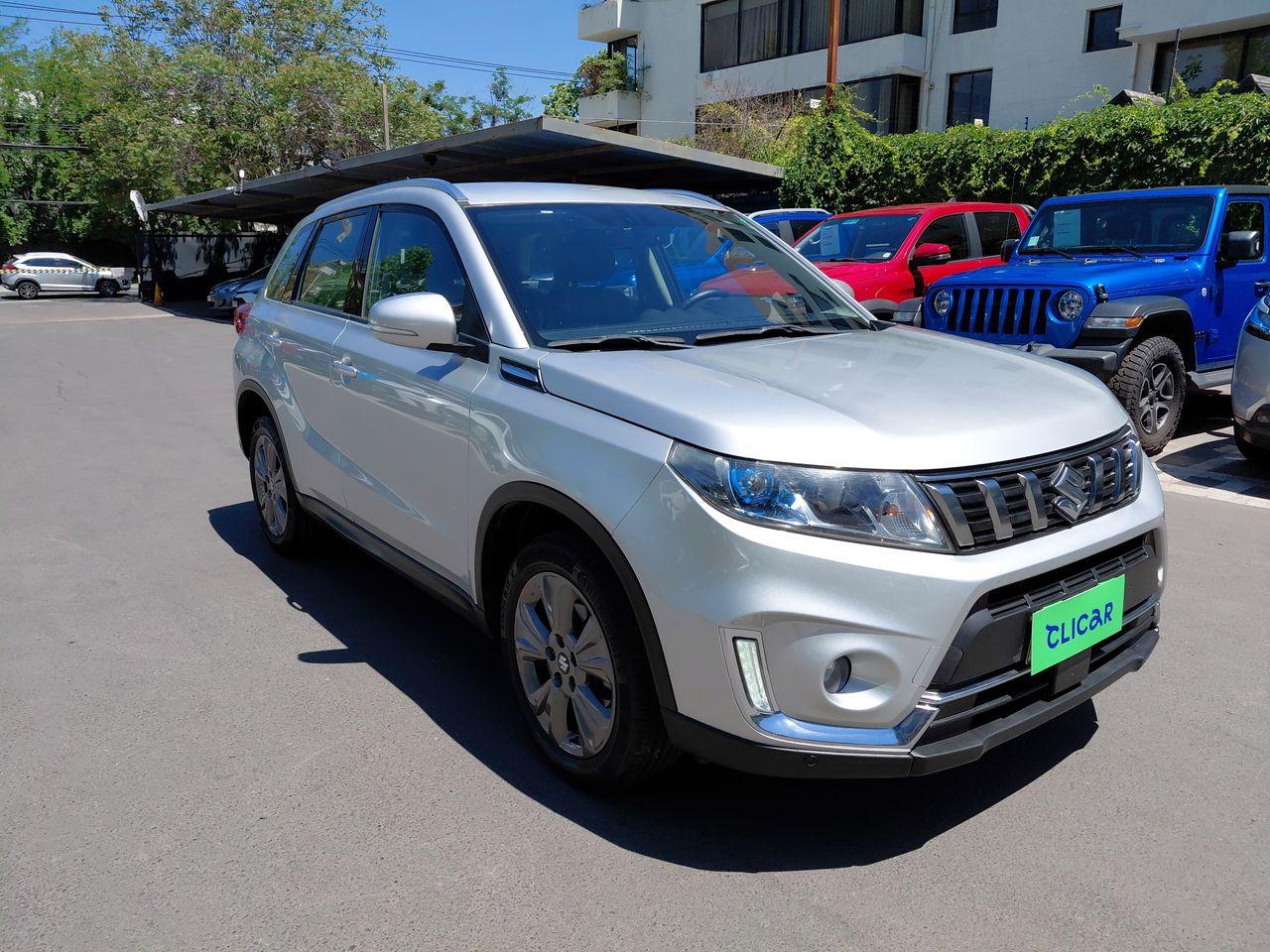 Station Wagon Suzuki Vitara