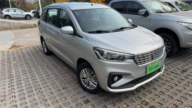 Suv Suzuki Ertiga