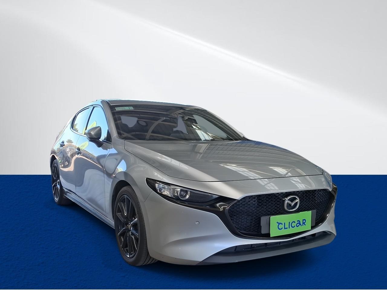 Automovil Mazda 3