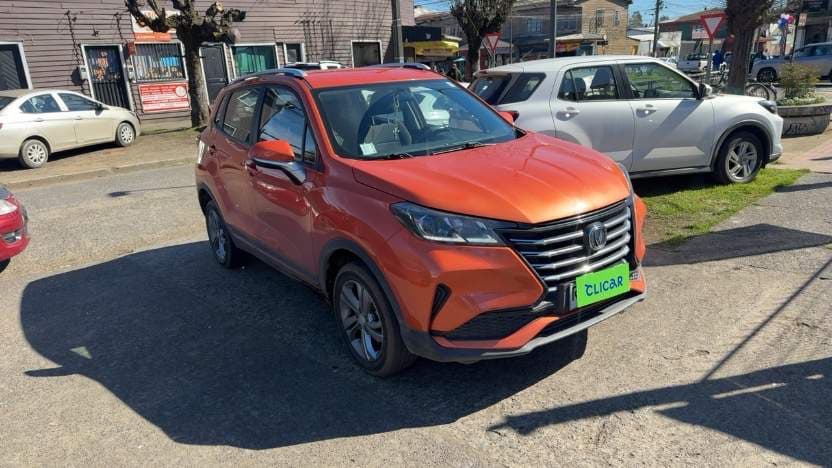 Automovil Changan Cs15