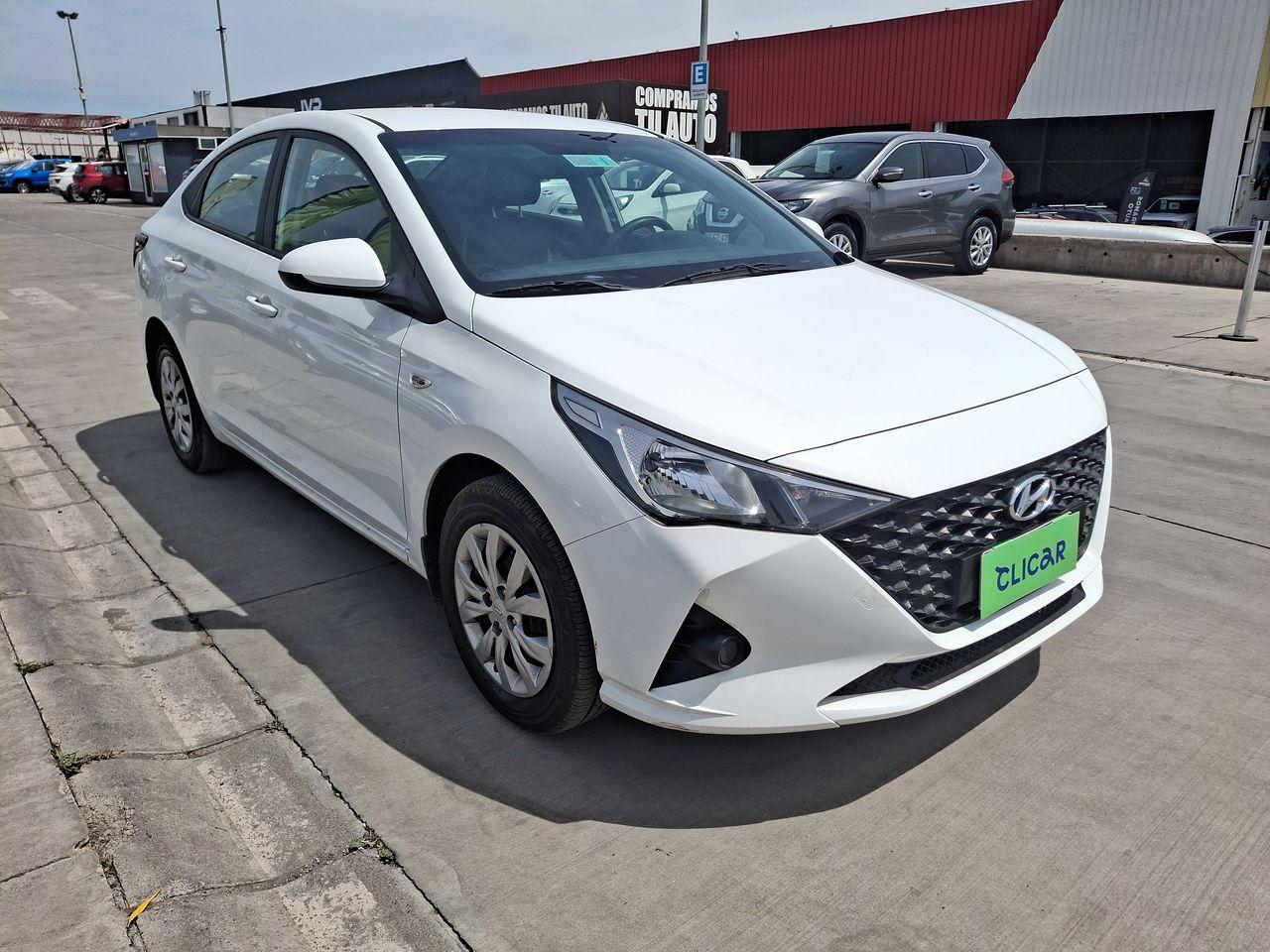 Sedan Hyundai Accent Sedan