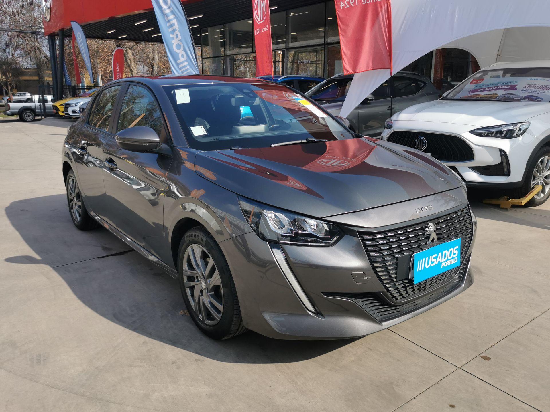 Automovil Peugeot 208