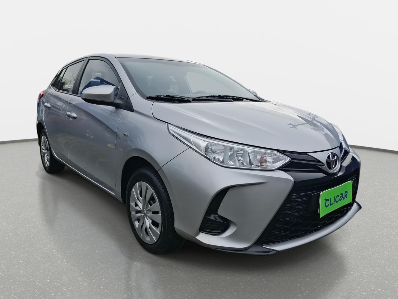 Automovil Toyota Yaris