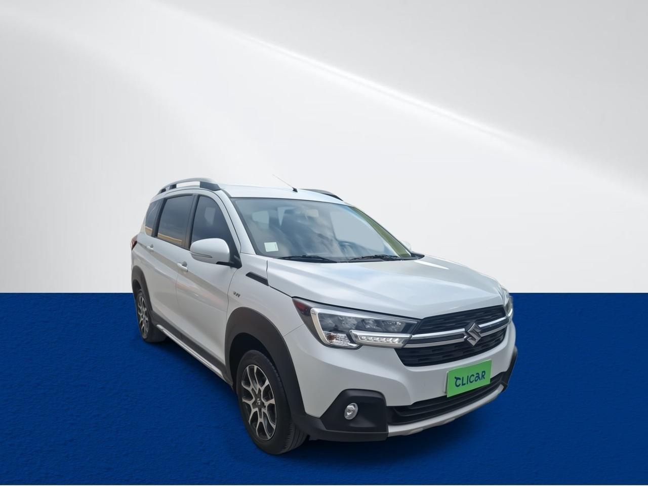 Station Wagon Suzuki Xl7