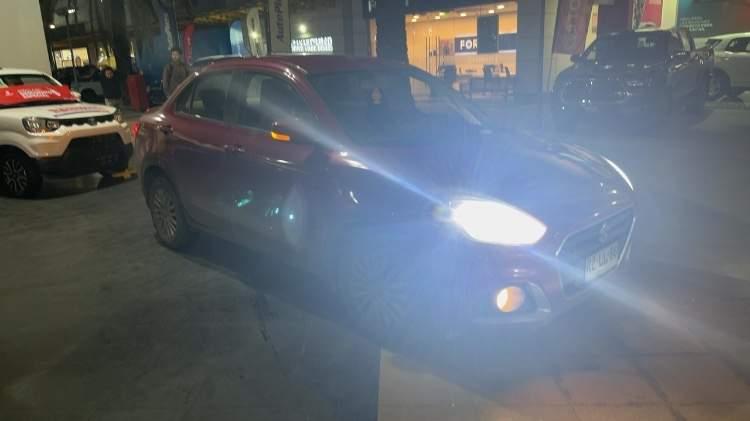 Automovil Suzuki Dzire
