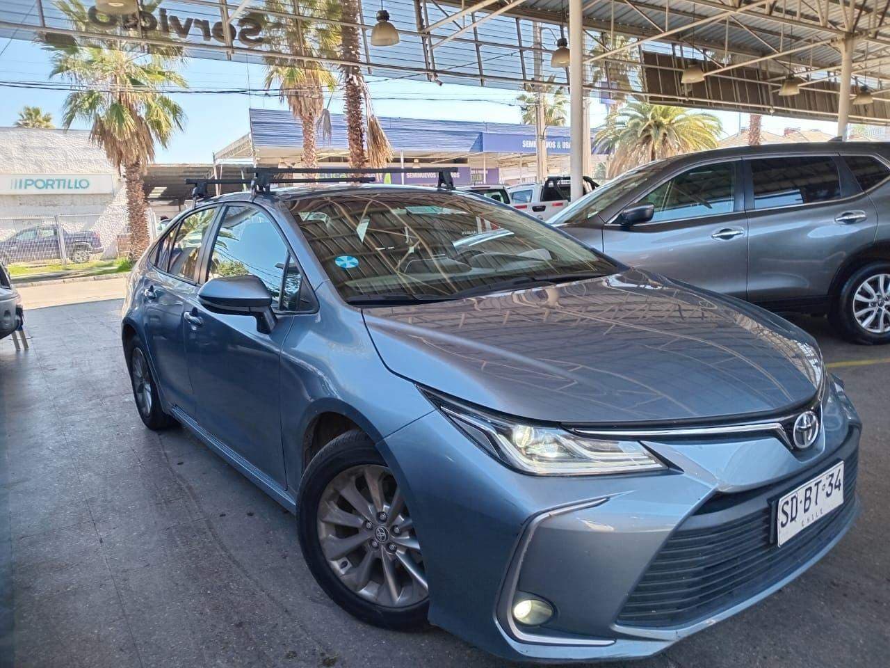 Automovil Toyota Corolla