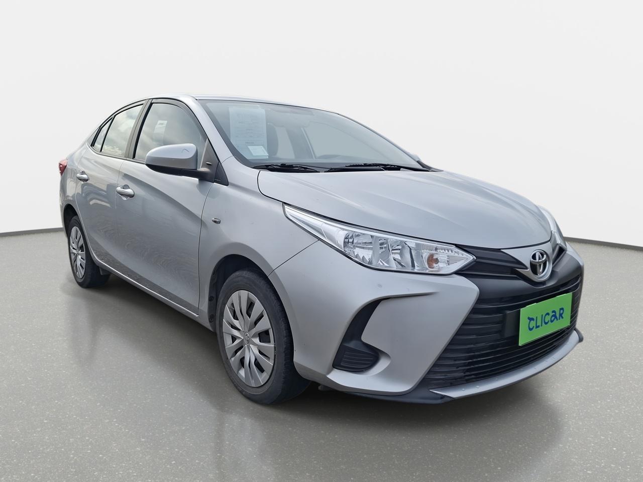 Automovil Toyota Yaris
