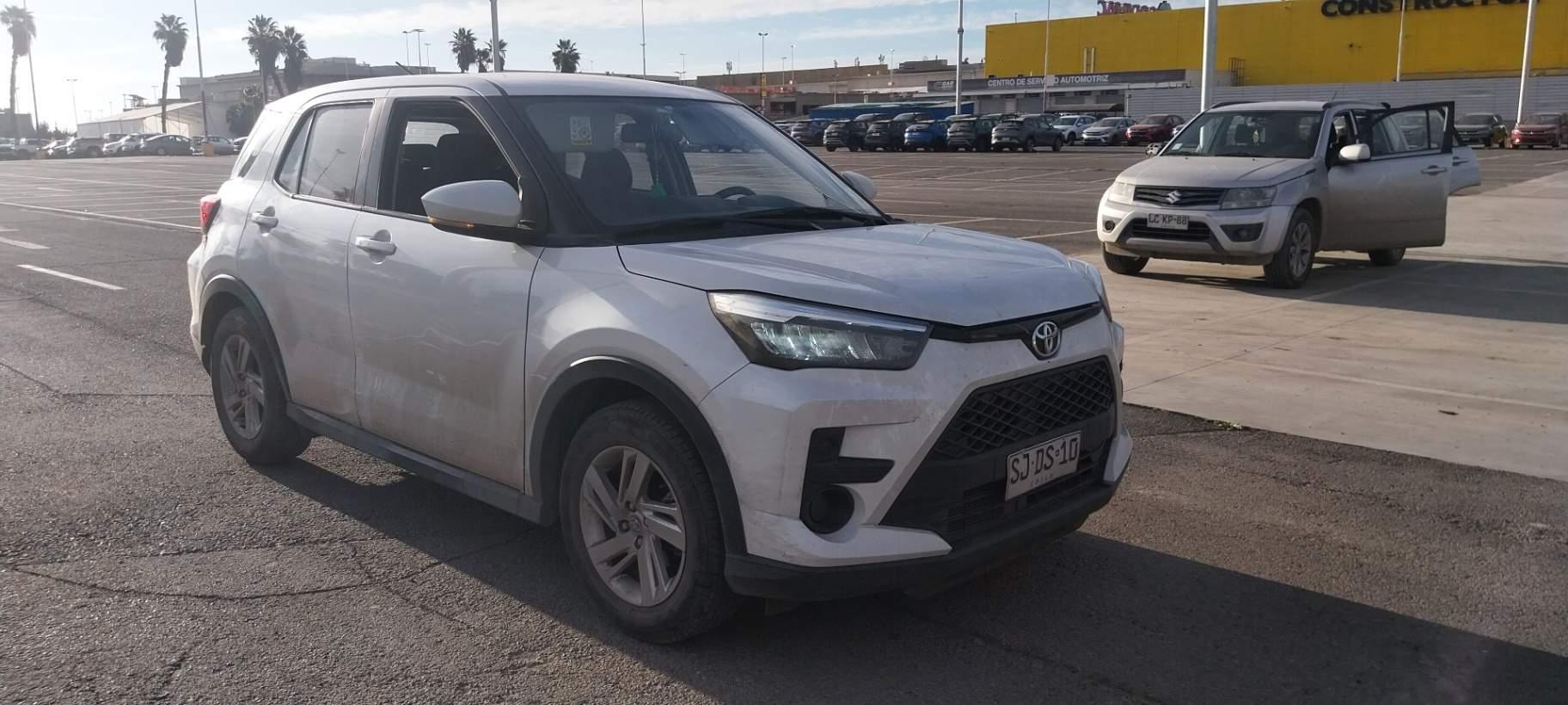 Suv Toyota Raize