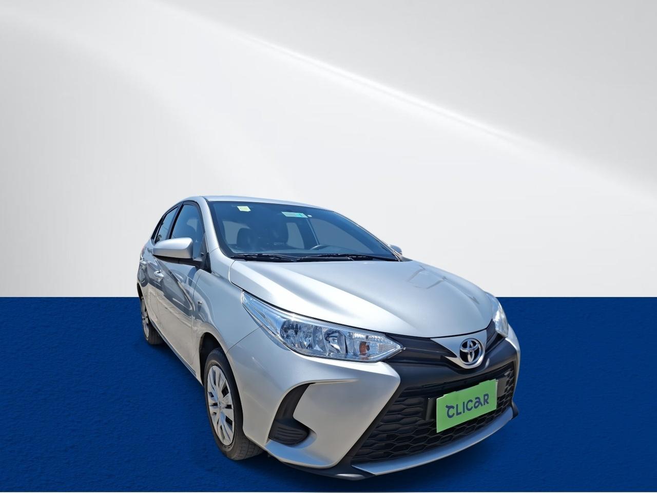 Automovil Toyota Yaris