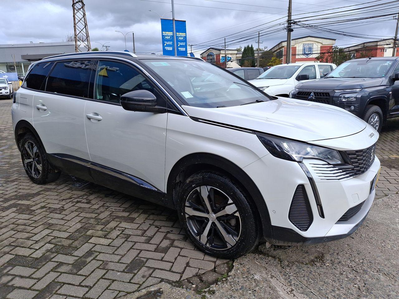 Station Wagon Peugeot 5008