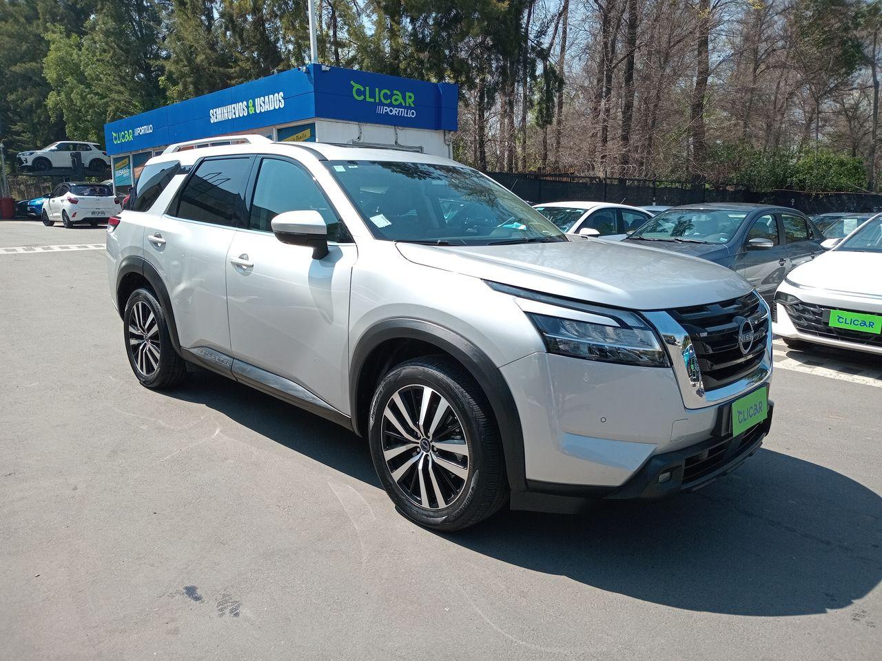 Station Wagon Nissan New Pathfinder