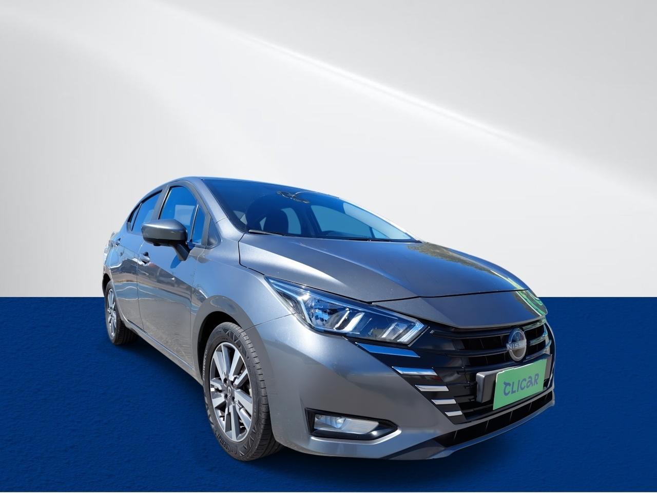 Automovil Nissan Versa