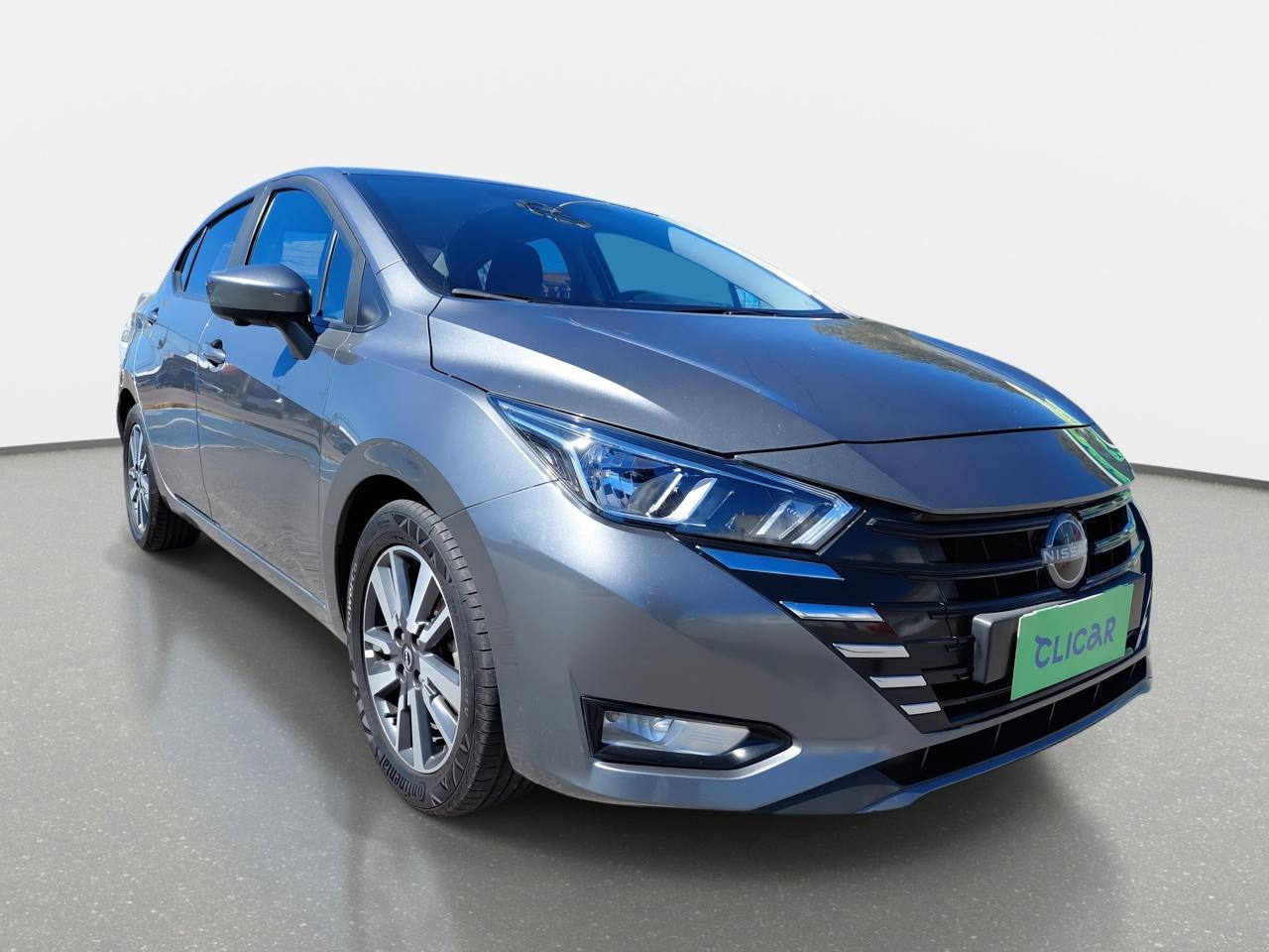 Automovil Nissan Versa