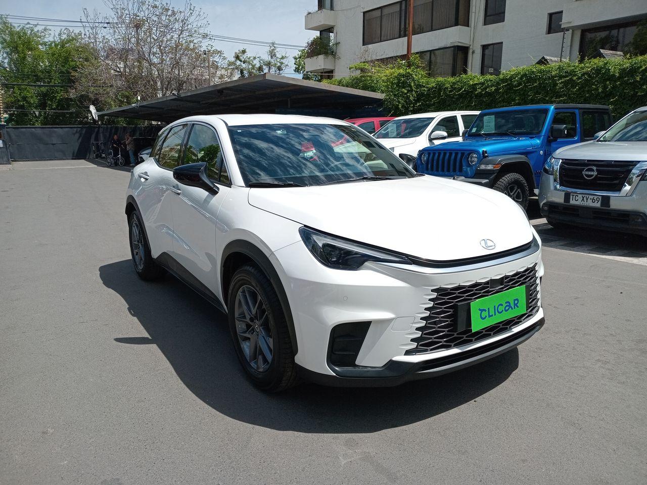 Station Wagon Lexus Lbx