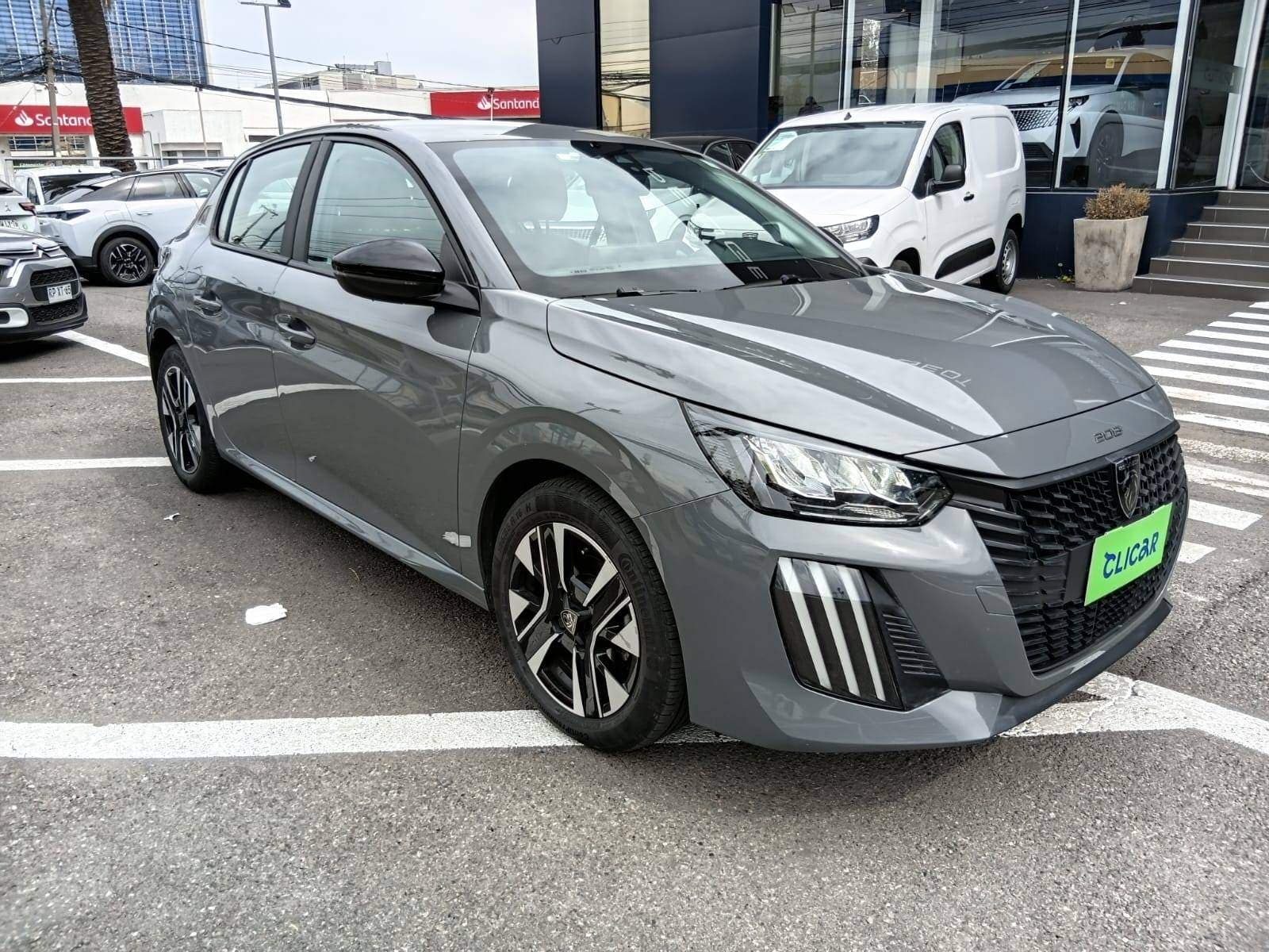 Automovil Peugeot 208