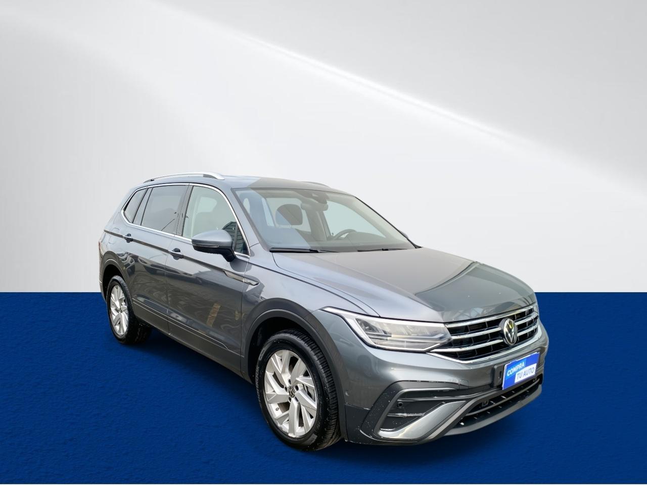 Station Wagon Volkswagen Tiguan