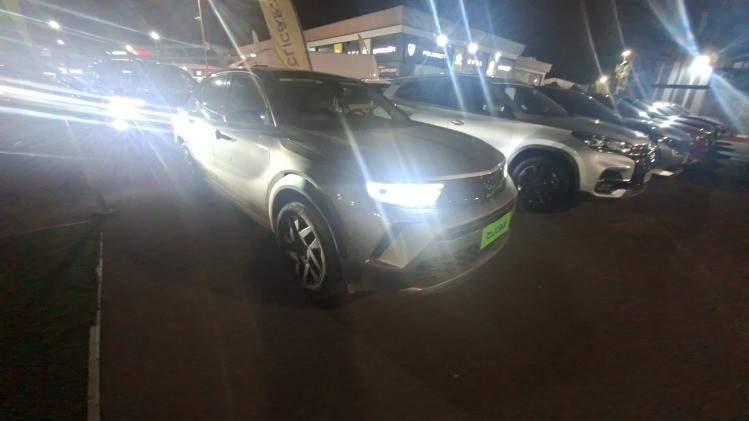 Automovil Opel Mokka