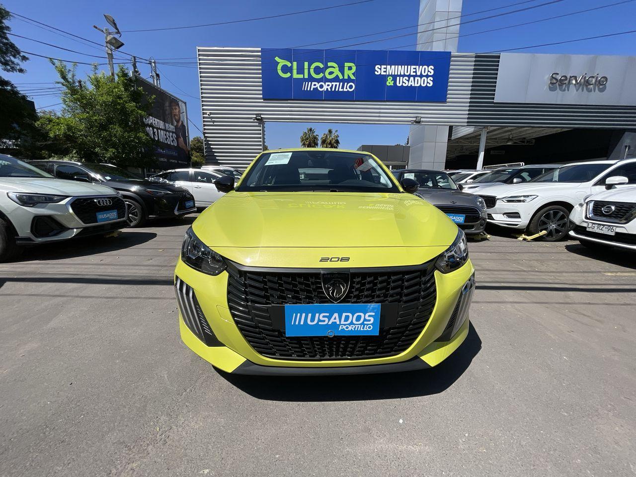 Automovil Peugeot 208