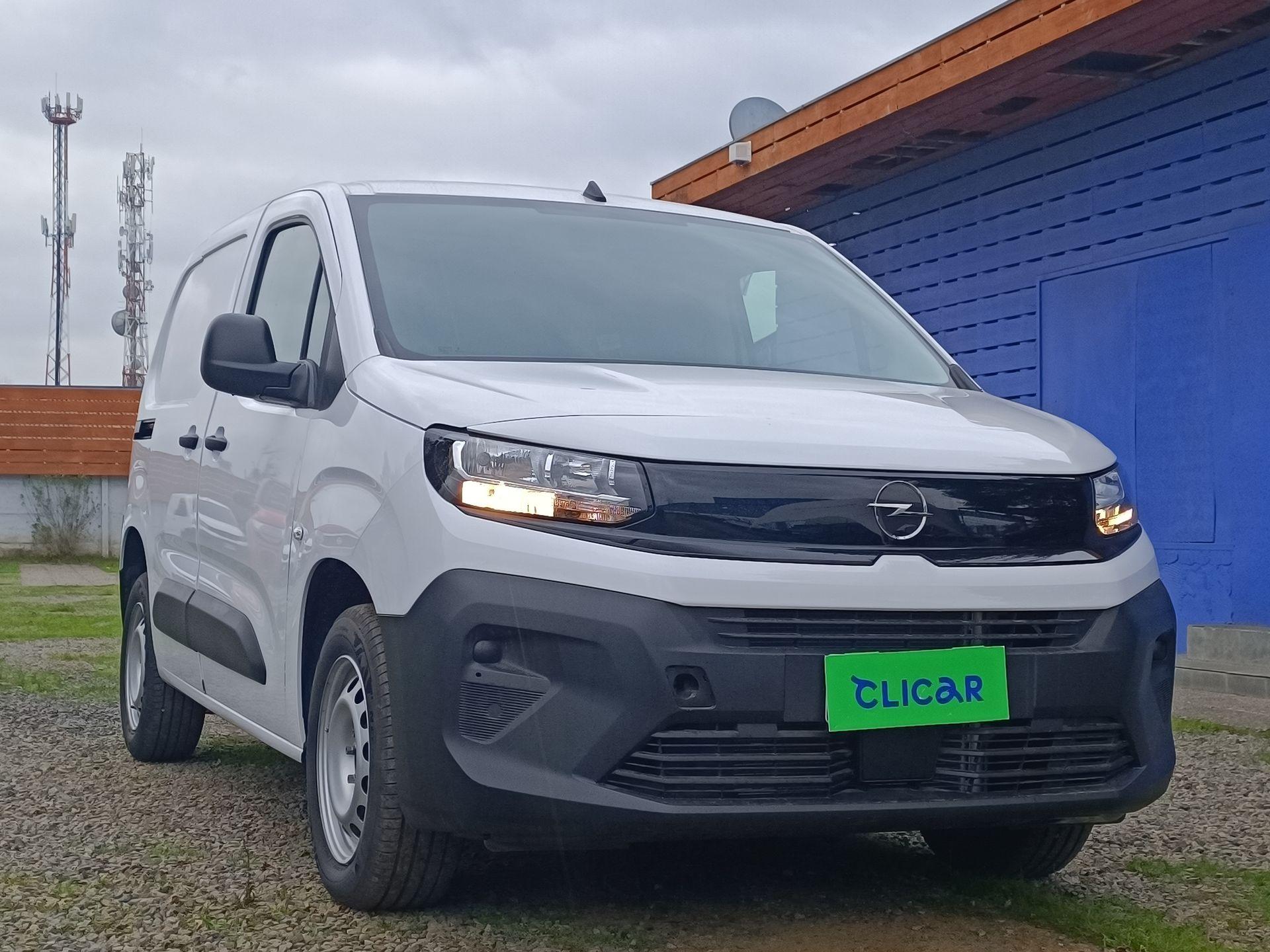 Furgon Opel Combo