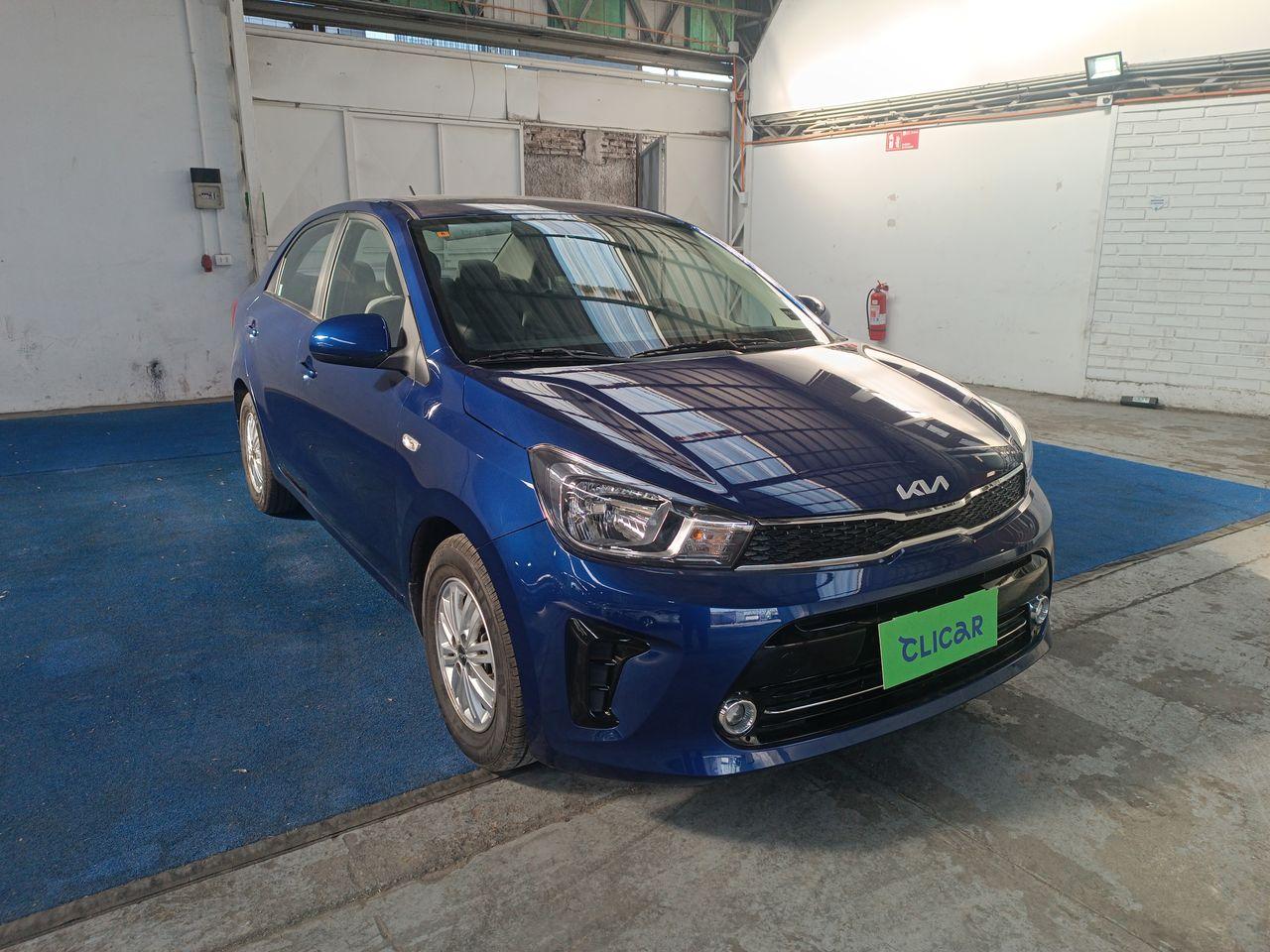 Automovil Kia Soluto