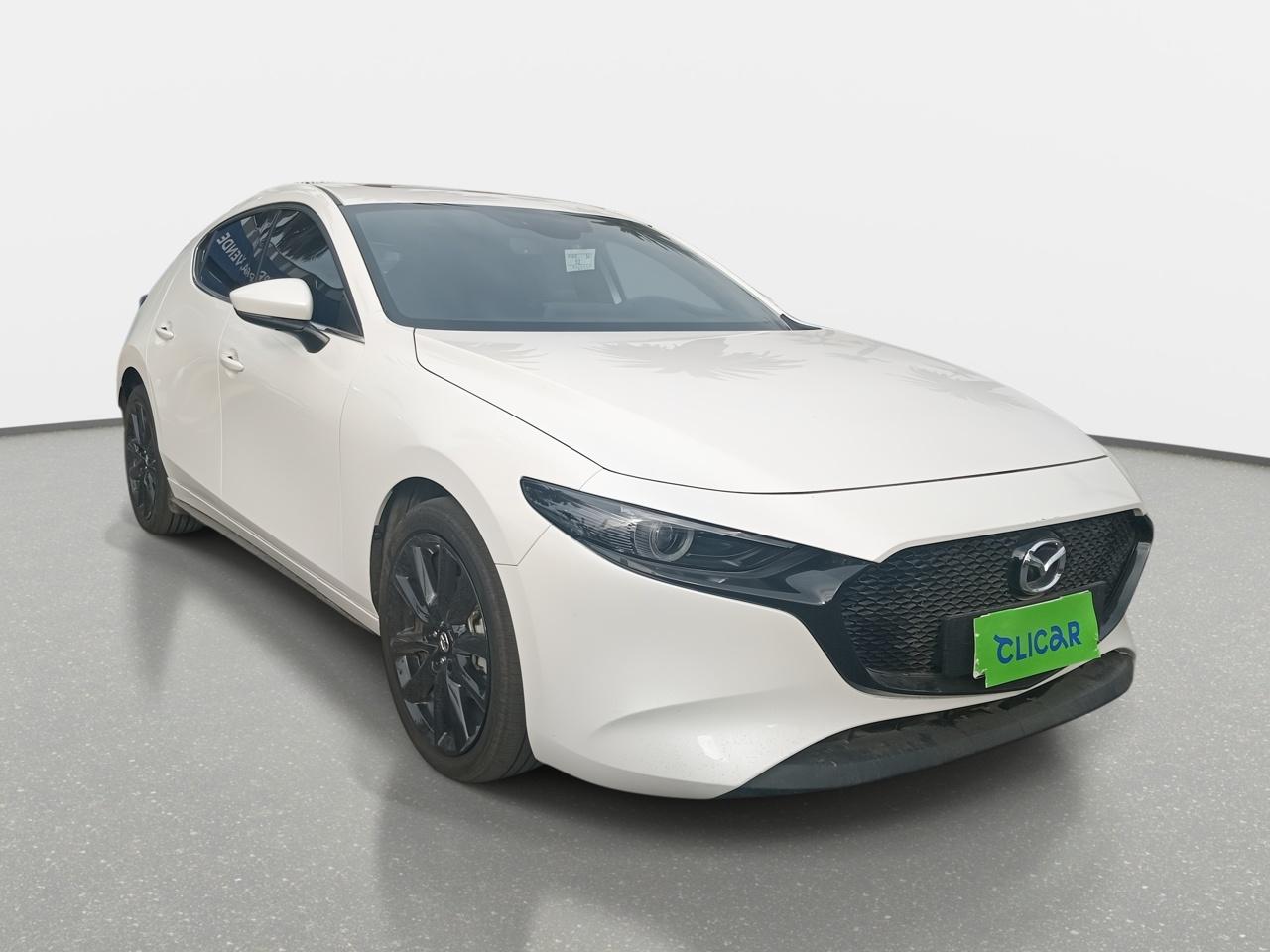 Automovil Mazda 3