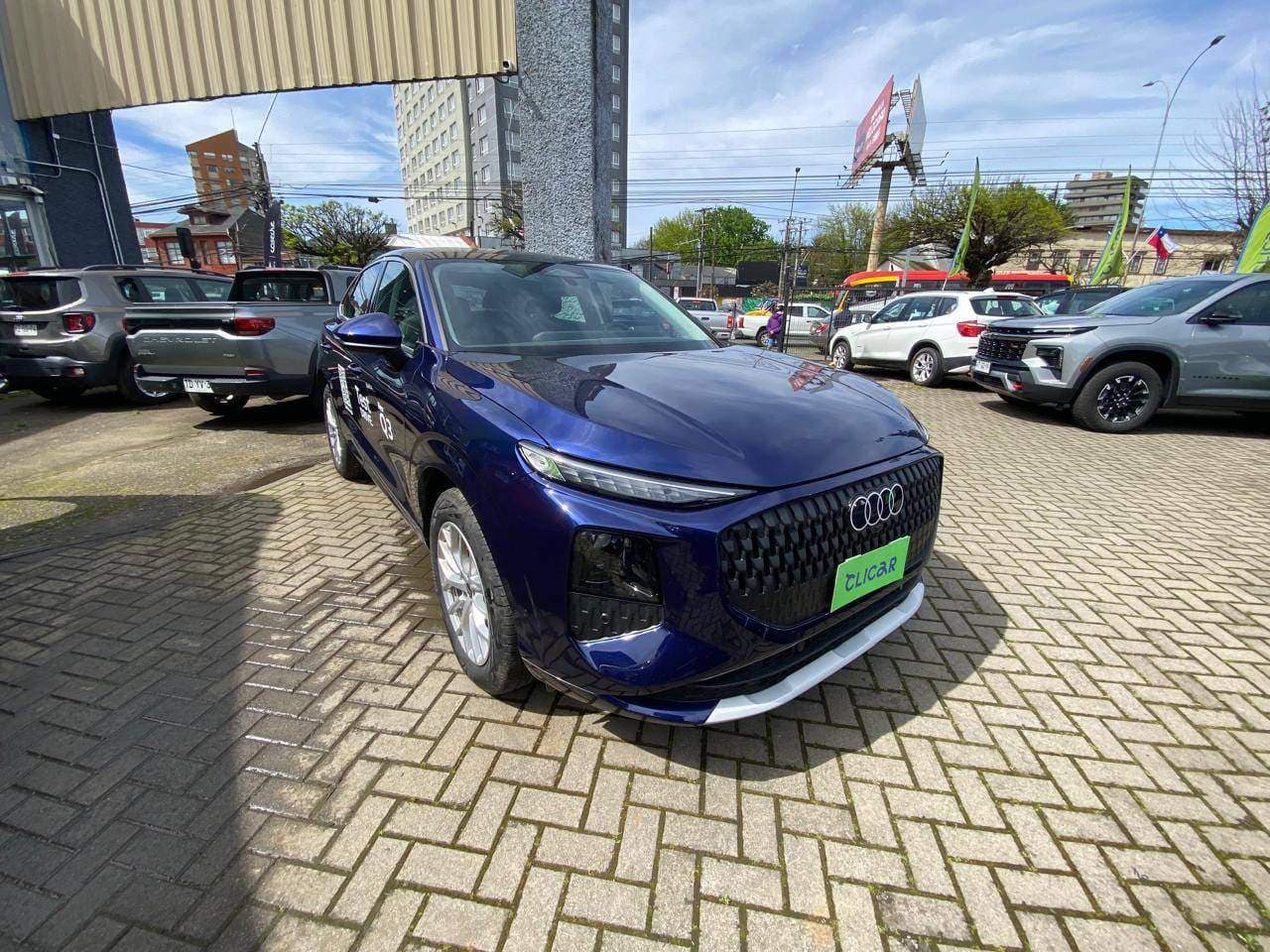 Station Wagon Audi Q3
