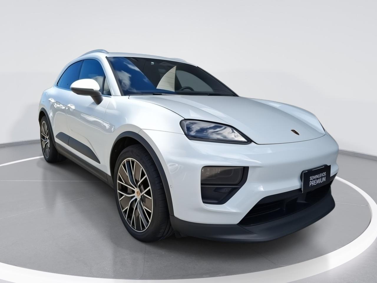 Station Wagon Porsche Macan