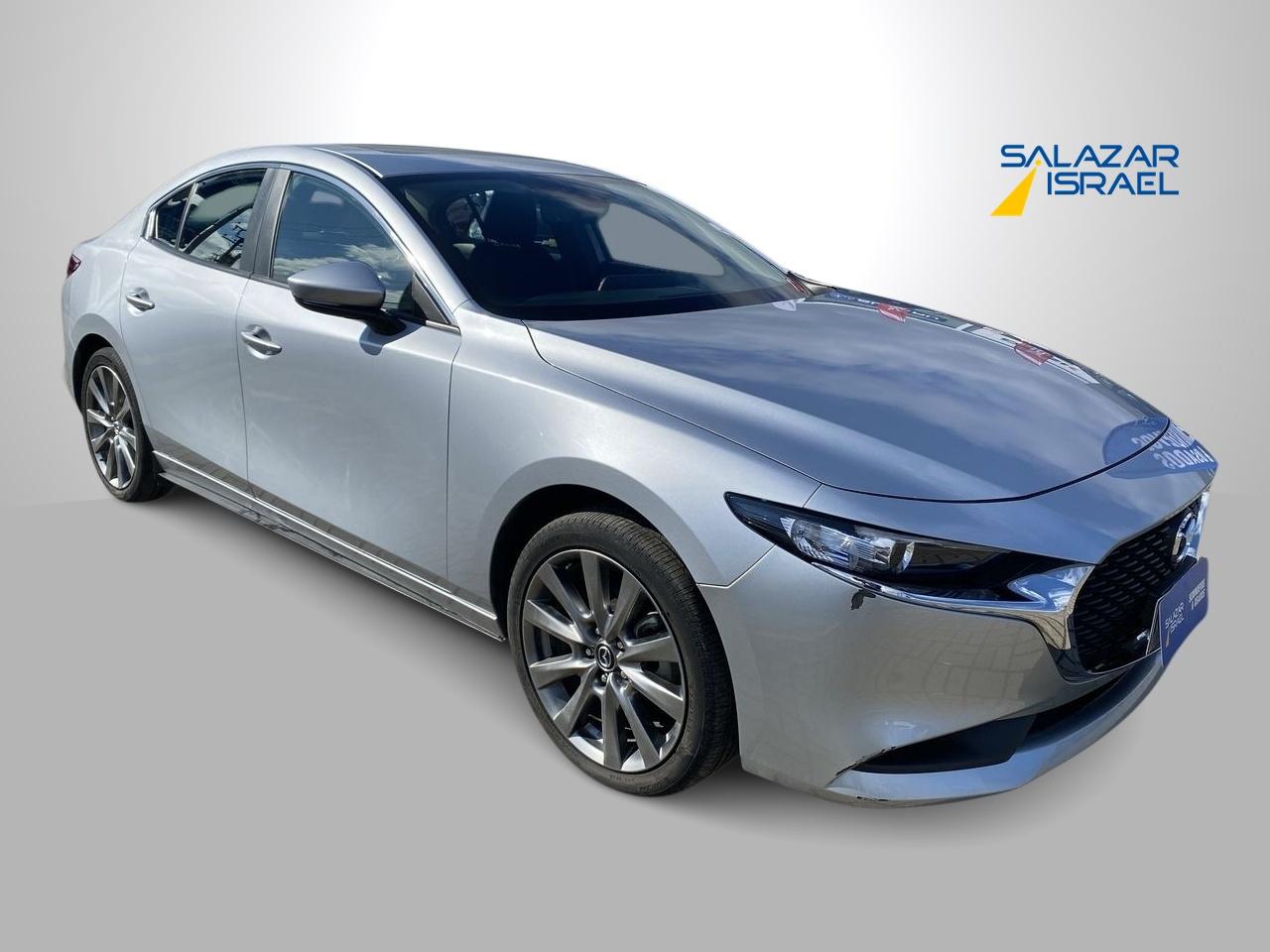 Automovil Mazda 3